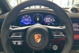 musta Porsche Macan 2025 kuva 12.