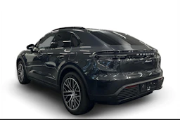 harmaa Porsche Macan 2026 kuva 2.