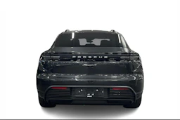 harmaa Porsche Macan 2026 kuva 3.