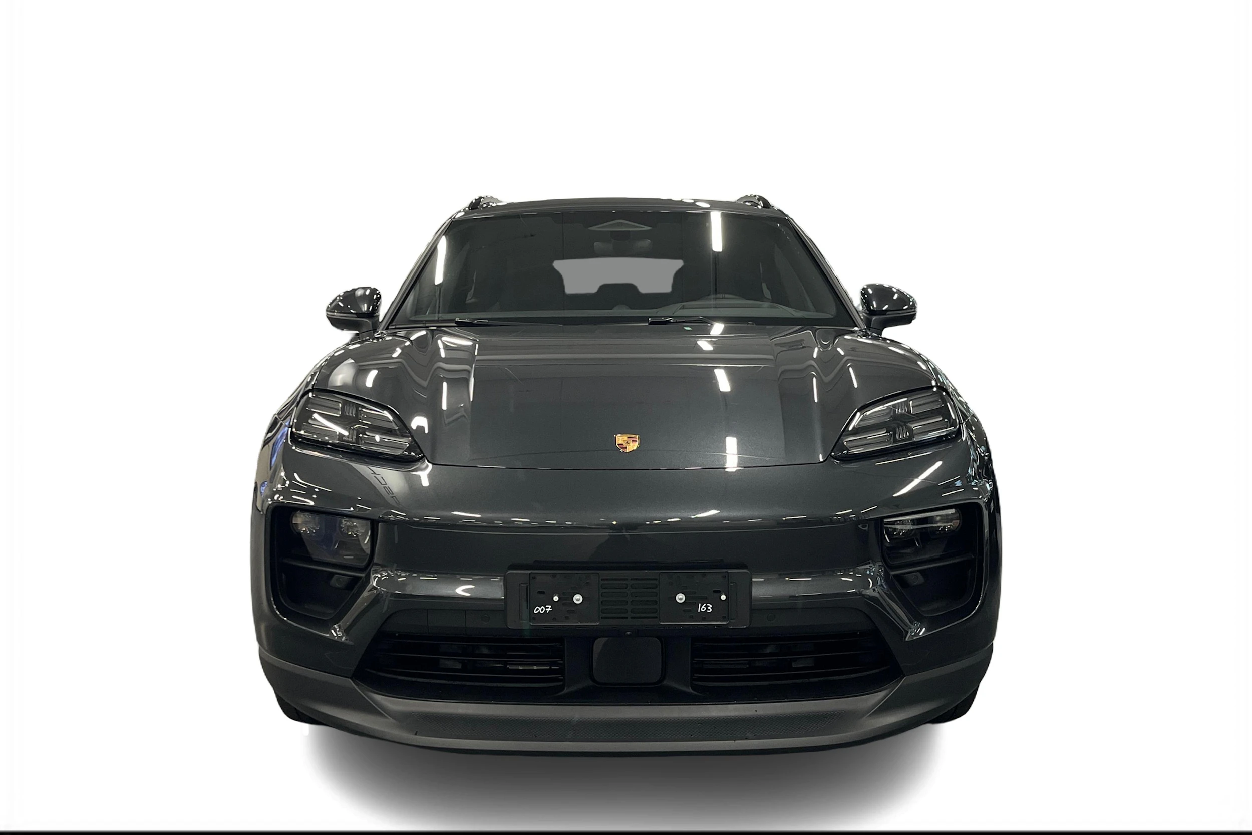 harmaa Porsche Macan 2026 kuva 4.