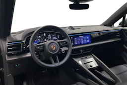 harmaa Porsche Macan 2026 kuva 6.