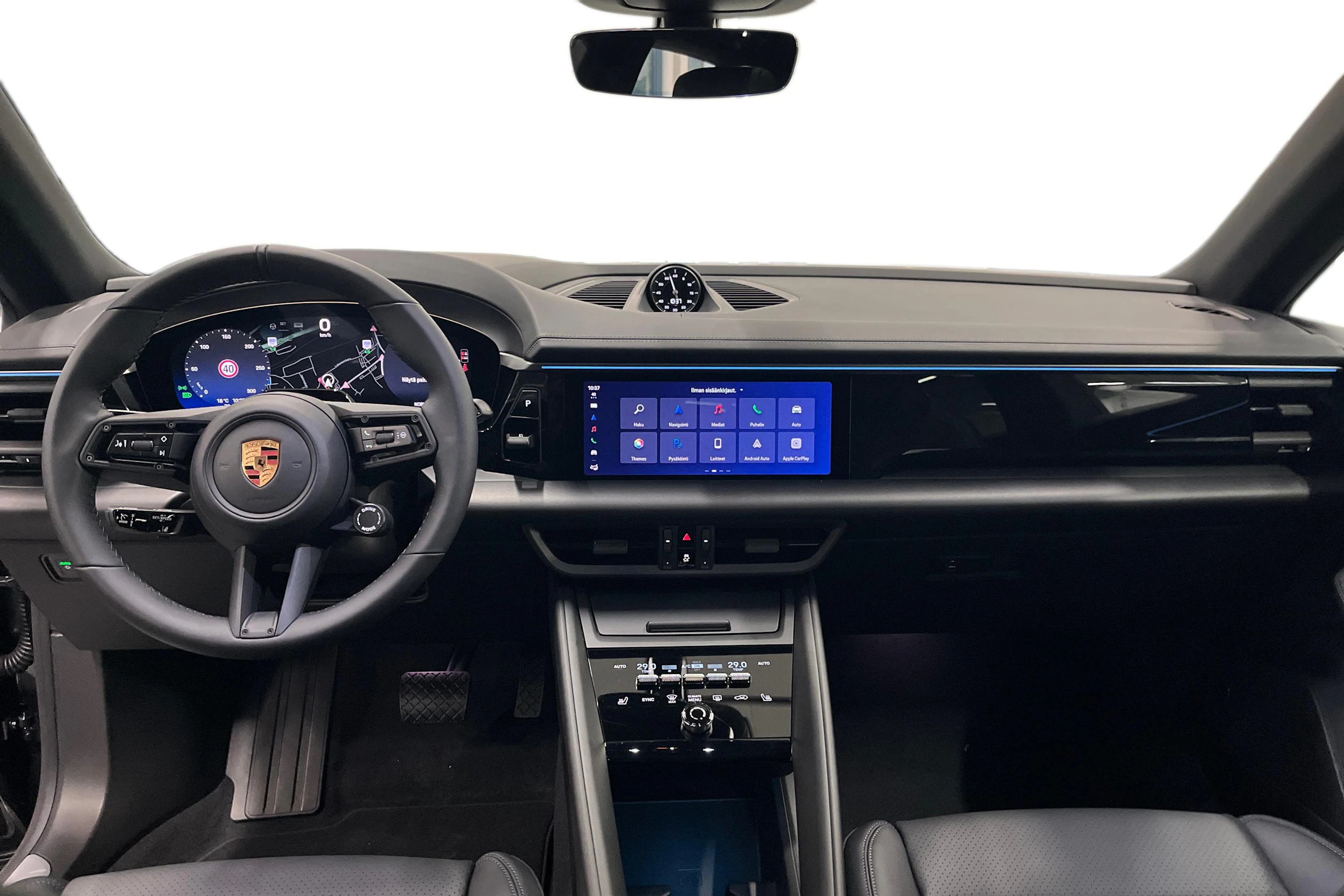 harmaa Porsche Macan 2026 kuva 7.