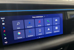 harmaa Porsche Macan 2026 kuva 18.