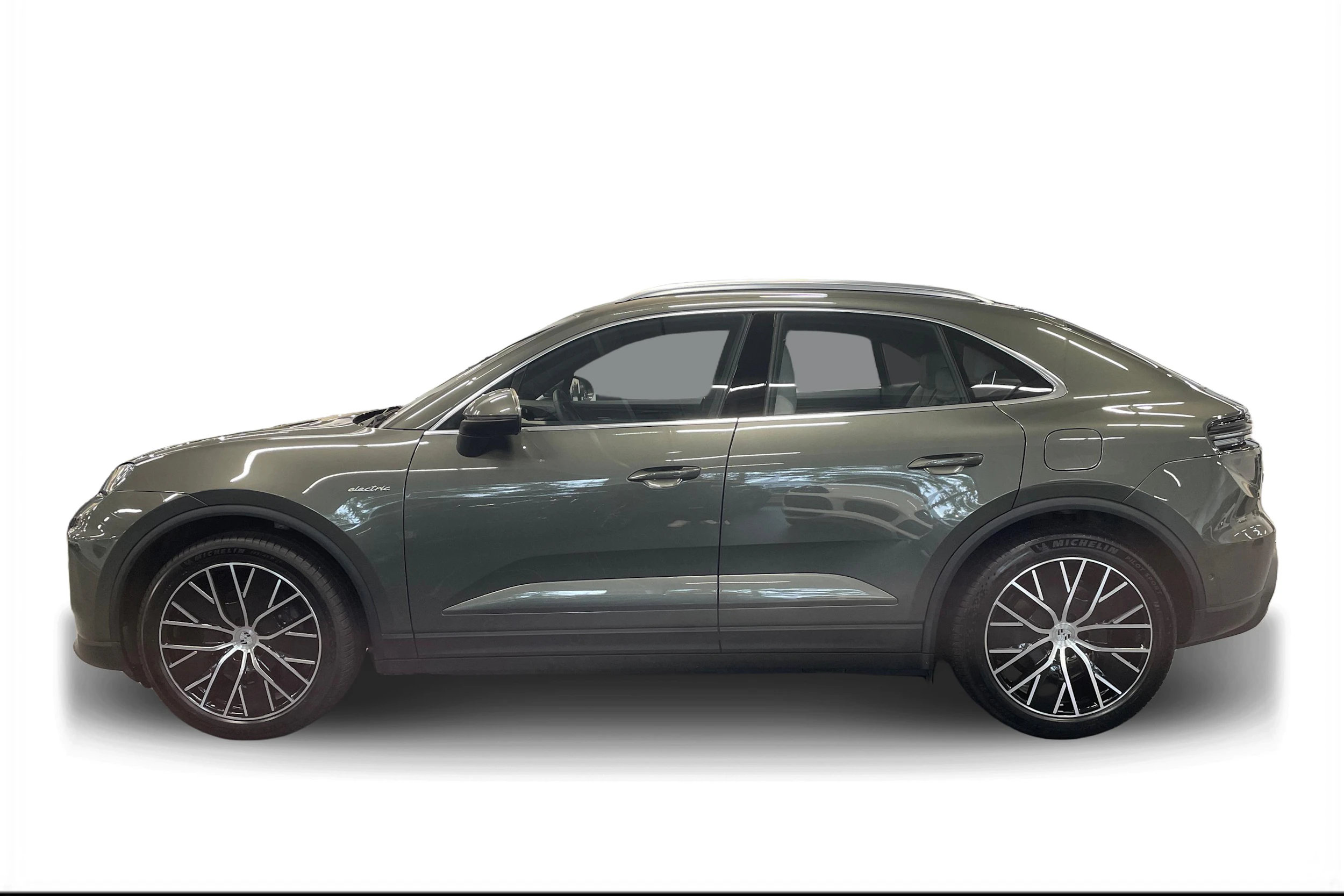 met. vihreä Porsche Macan 2026 kuva 5.