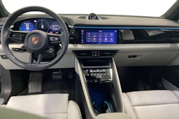 met. vihreä Porsche Macan 2026 kuva 7.