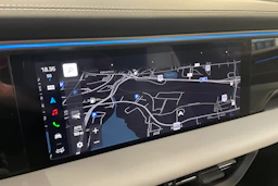 met. vihreä Porsche Macan 2026 kuva 11.