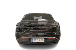 Musta Porsche Macan 2026 kuva 3.