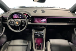 Musta Porsche Macan 2026 kuva 7.