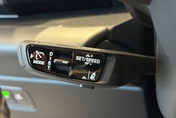 sininen Porsche Macan 2026 kuva 28.