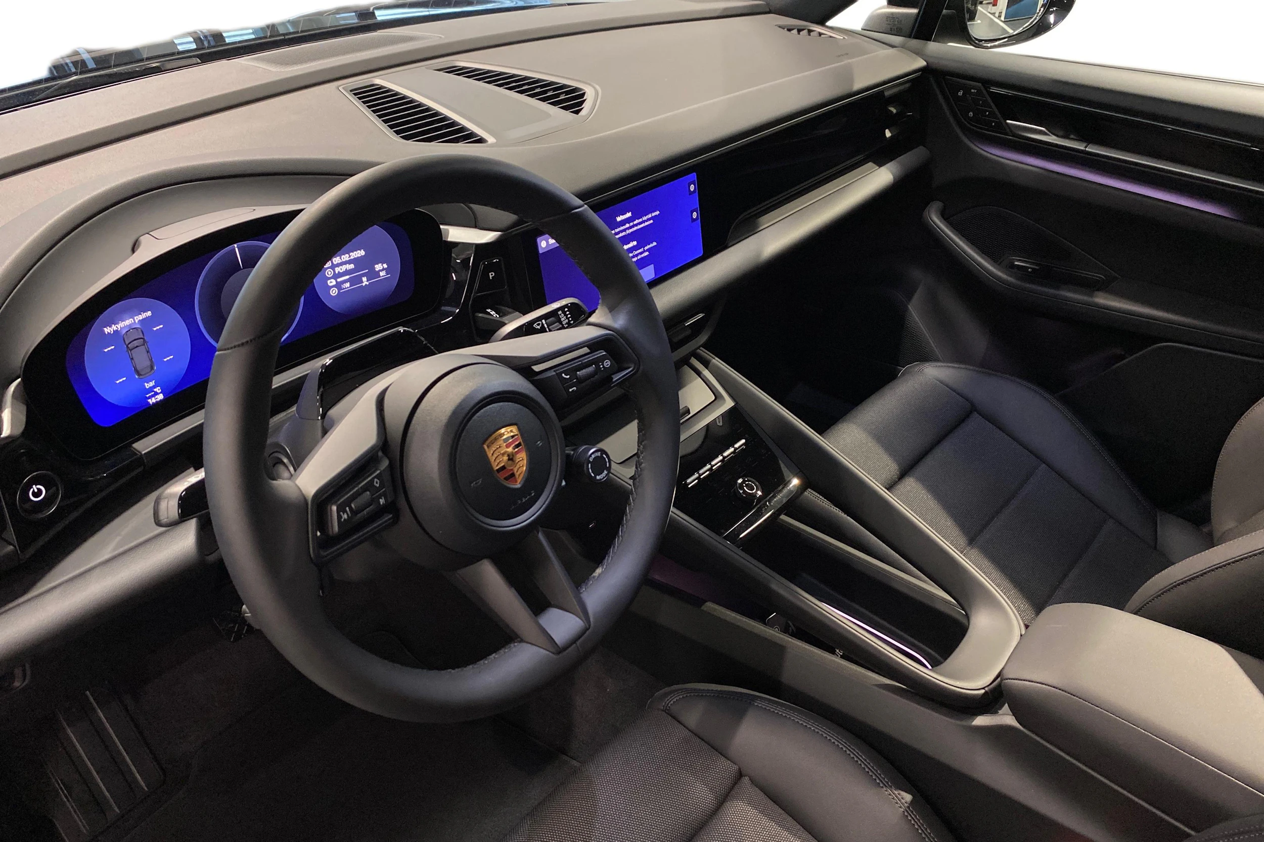 musta Porsche Macan 2026 kuva 5.