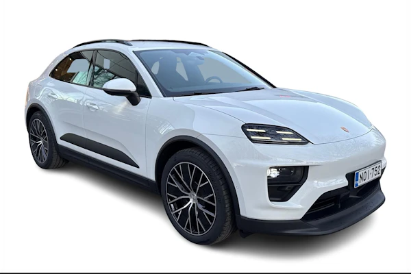 Porsche Macan 4 Advantage Package | Korkotarjous 0,99% + kulut!