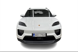 valkoinen Porsche Macan 2026 kuva 4.