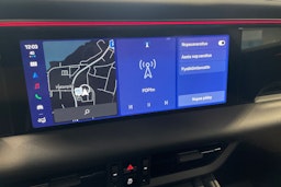 met. musta Porsche Macan 2026 kuva 10.