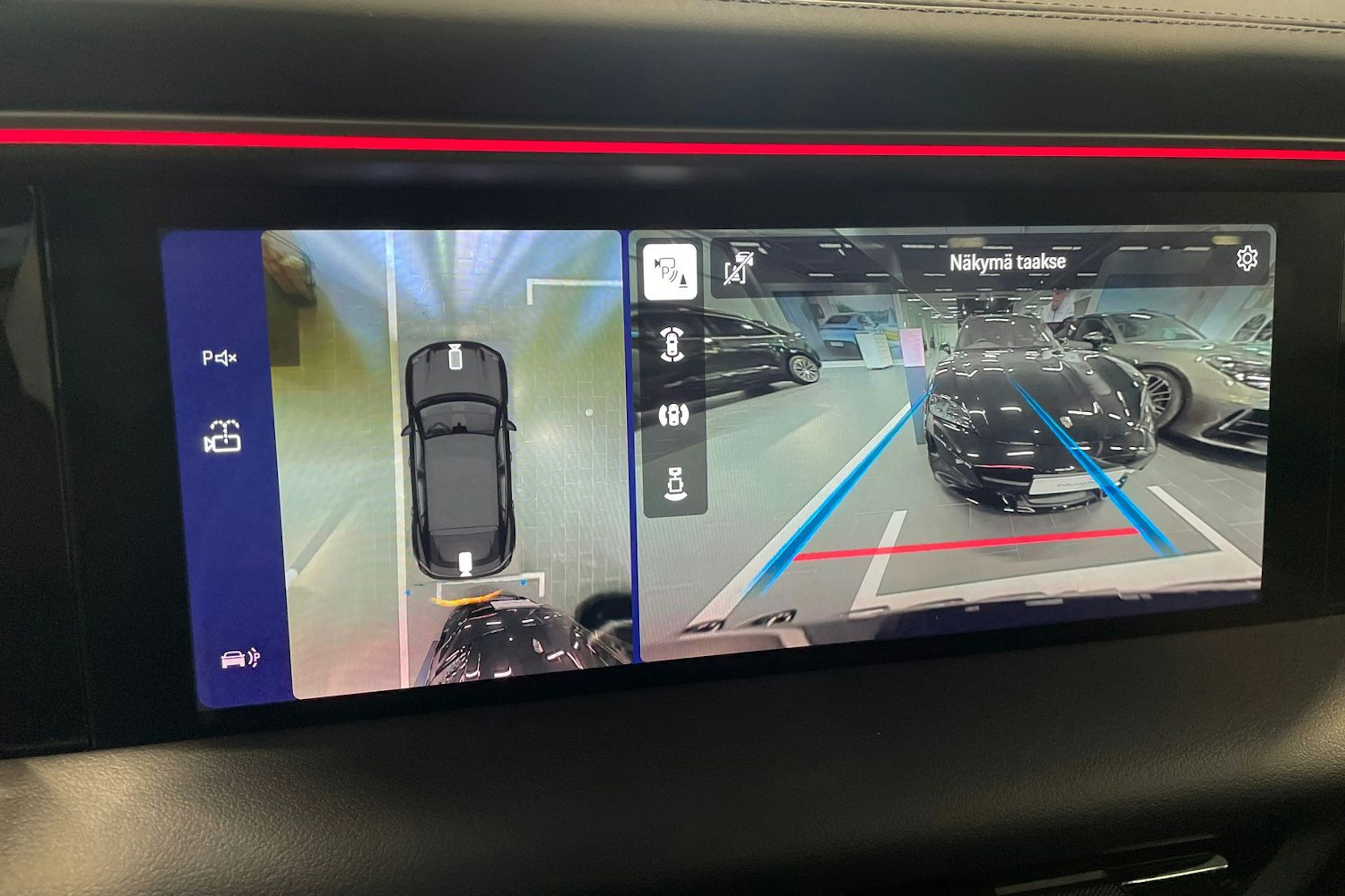 met. musta Porsche Macan 2026 kuva 15.