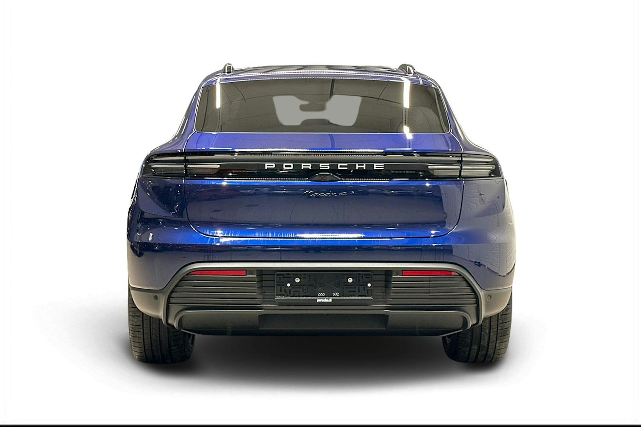 sininen Porsche Macan 2026 kuva 3.