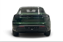 vihreä Porsche Macan 2026 kuva 3.