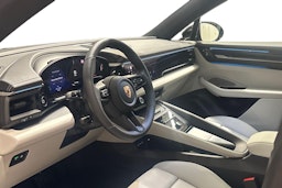 vihreä Porsche Macan 2026 kuva 6.