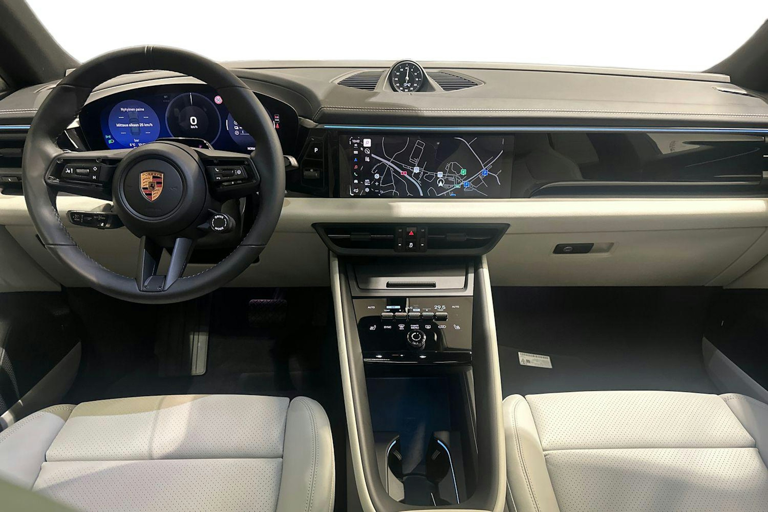 vihreä Porsche Macan 2026 kuva 7.