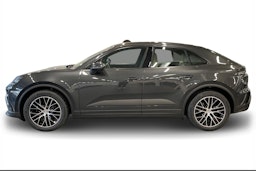 met. harmaa Porsche Macan 2026 kuva 5.