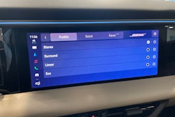 met. harmaa Porsche Macan 2026 kuva 12.