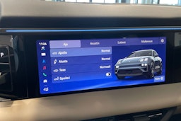 met. harmaa Porsche Macan 2026 kuva 13.