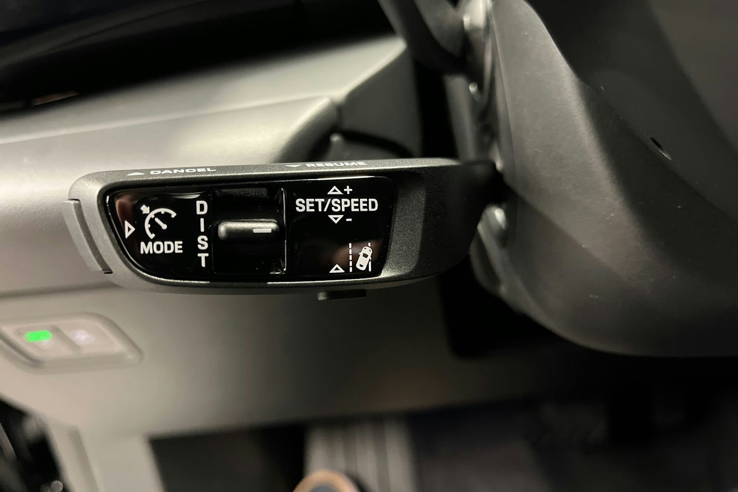 musta Porsche Macan 2026 kuva 14.