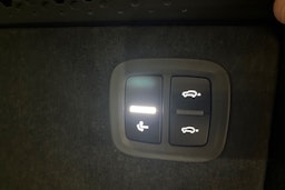 musta Porsche Macan 2026 kuva 23.