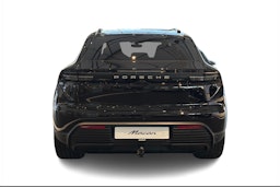 met. musta Porsche Macan 2026 kuva 3.