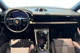 met. musta Porsche Macan 2026 kuva 7.