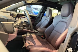 met. musta Porsche Macan 2026 kuva 10.