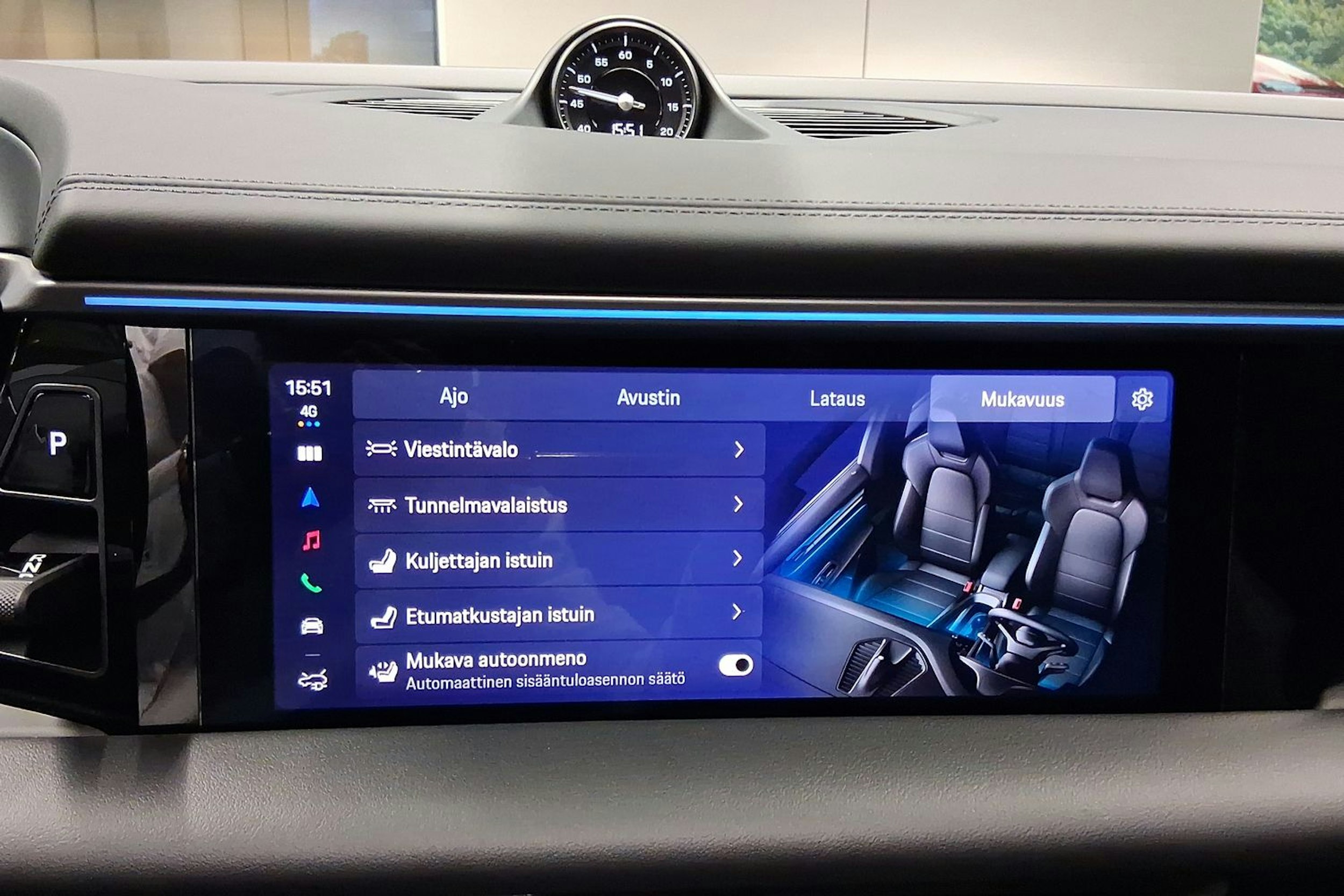 musta Porsche Macan 2026 kuva 17.