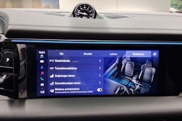 musta Porsche Macan 2026 kuva 17.