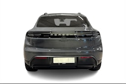 harmaa Porsche Macan 2026 kuva 3.