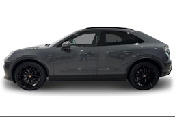 harmaa Porsche Macan 2026 kuva 5.