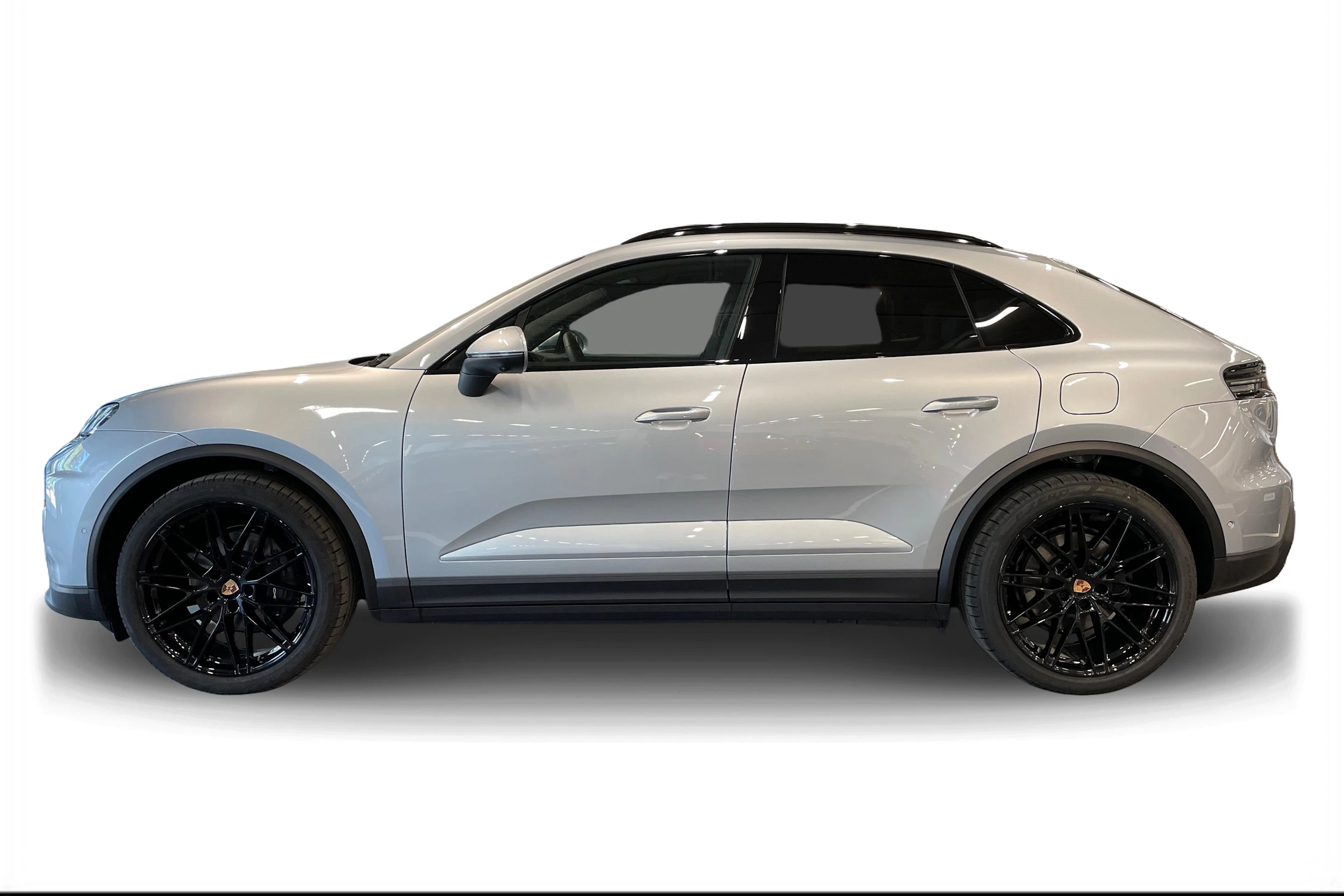 harmaa Porsche Macan 2026 kuva 5.