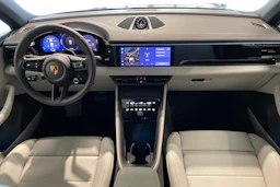 harmaa Porsche Macan 2026 kuva 7.