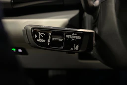 harmaa Porsche Macan 2026 kuva 17.