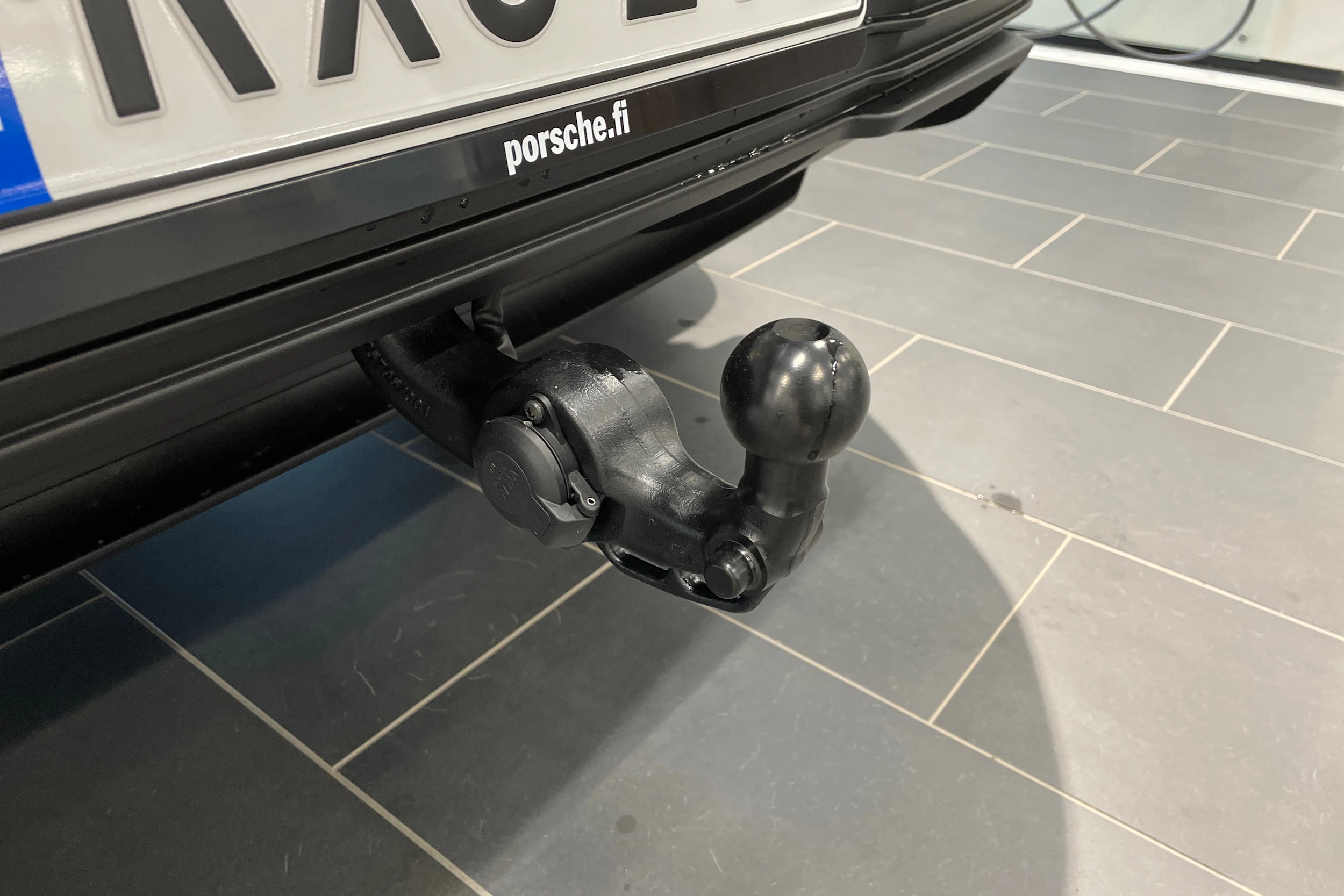 harmaa Porsche Macan 2026 kuva 22.