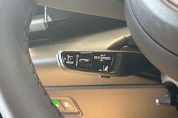 met. musta Porsche Macan 2026 kuva 13.