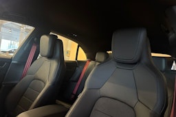 met. musta Porsche Macan 2026 kuva 26.