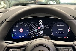 harmaa Porsche Macan 2026 kuva 13.