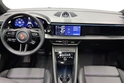 valkoinen Porsche Macan 2026 kuva 7.