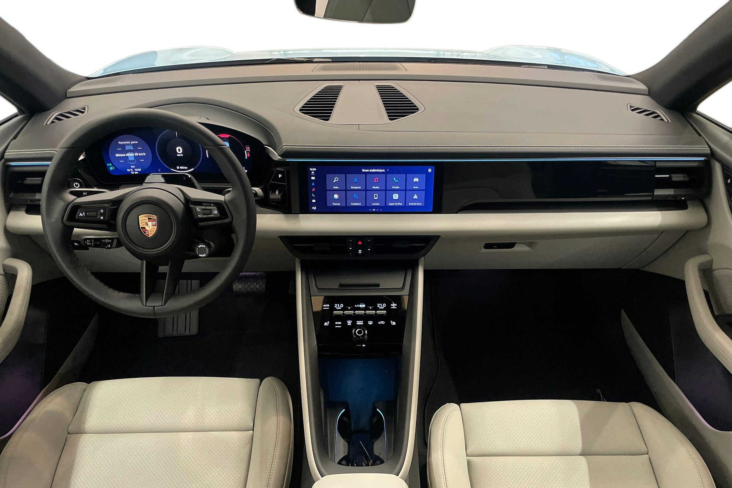 sininen Porsche Macan 2026 kuva 7.