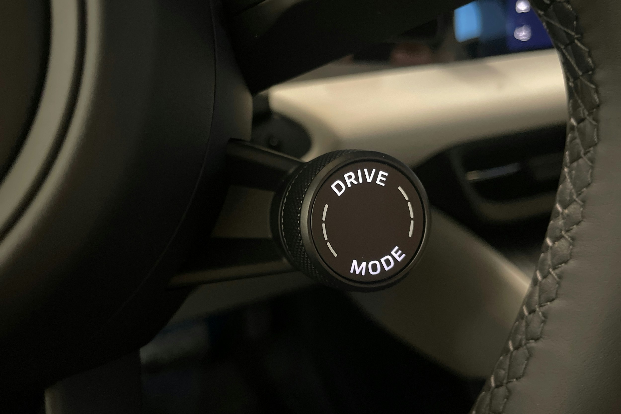 sininen Porsche Macan 2026 kuva 16.