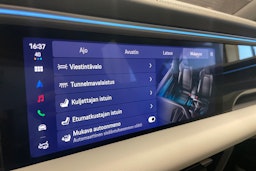 sininen Porsche Macan 2026 kuva 22.
