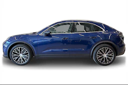 sininen Porsche Macan 2026 kuva 6.