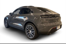 harmaa Porsche Macan 2026 kuva 2.