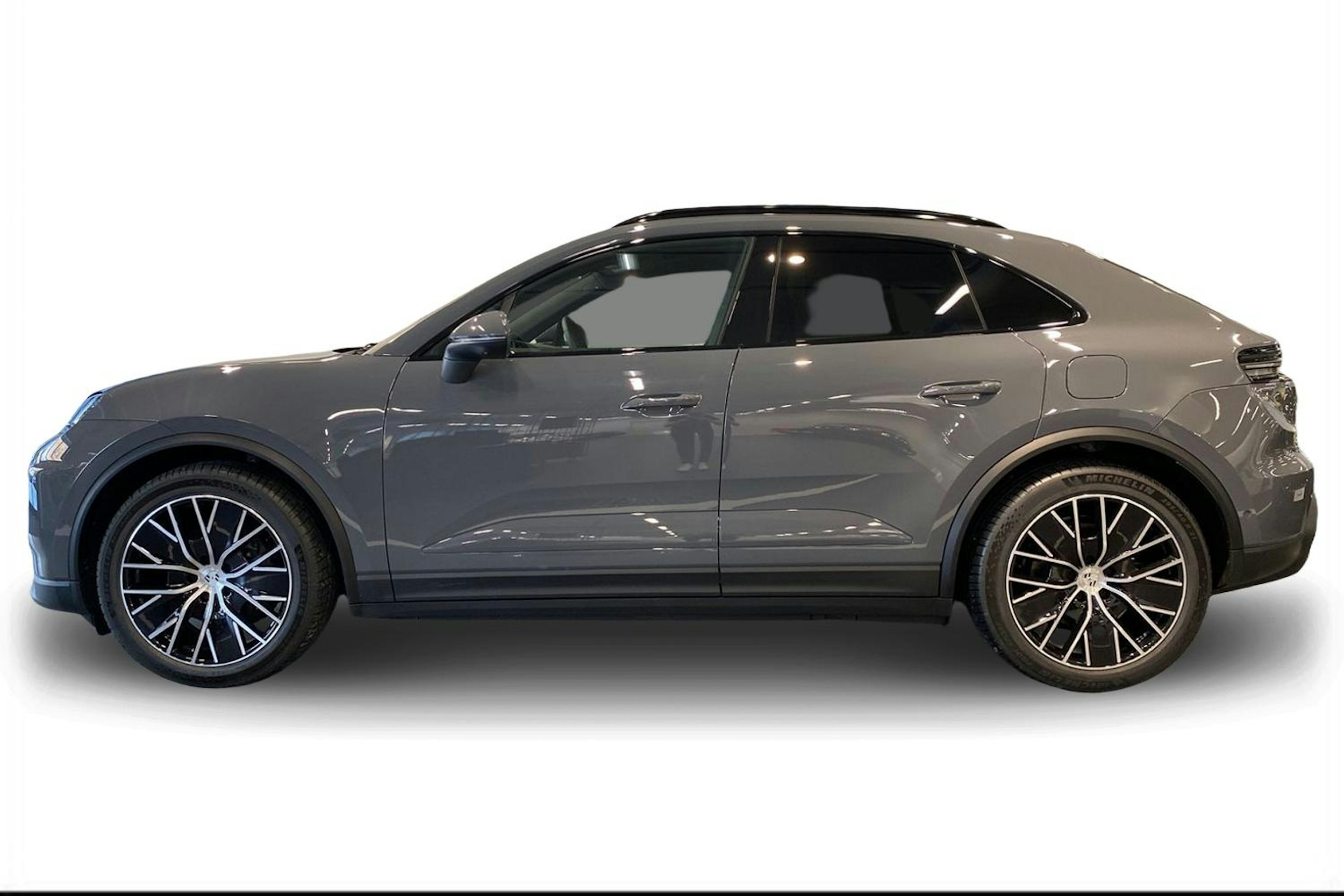 harmaa Porsche Macan 2026 kuva 5.