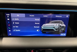 vihreä Porsche Macan 2026 kuva 14.