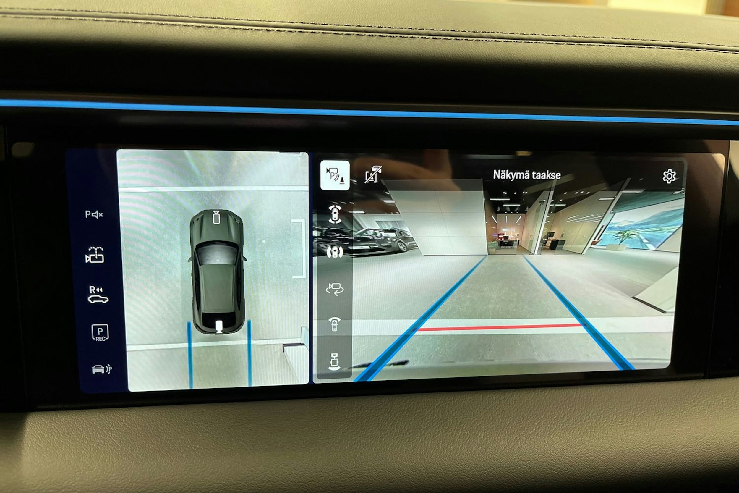 vihreä Porsche Macan 2026 kuva 17.